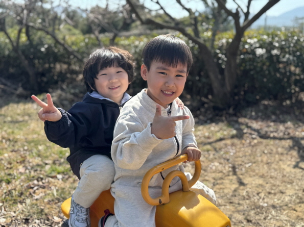 가창 놀이터에서 사랑하는 친구들과 함께!